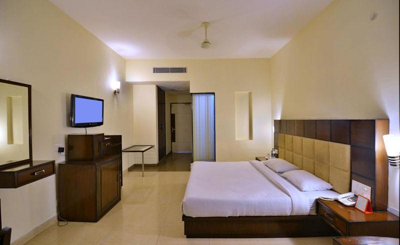 Eagle Motel Rājpura Екстериор снимка