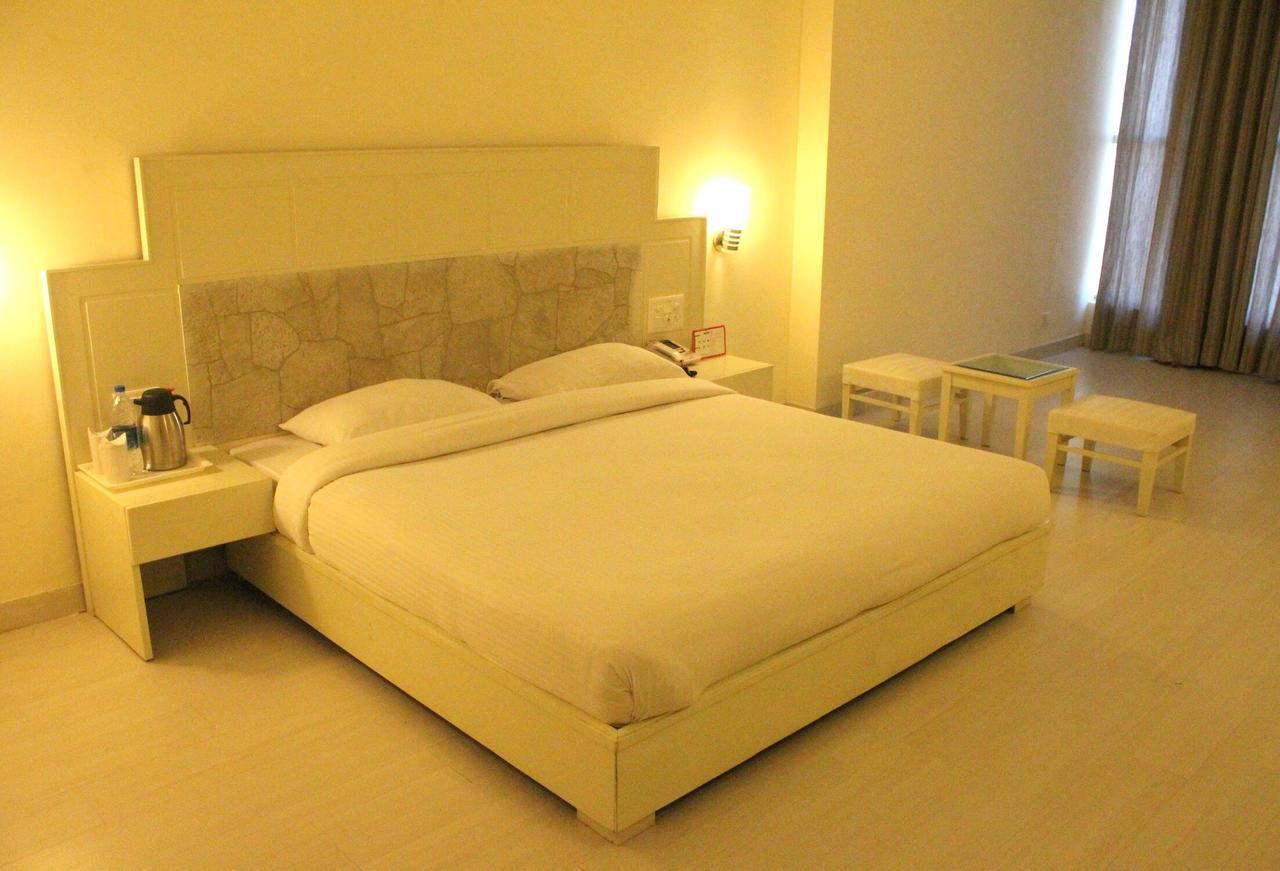 Eagle Motel Rājpura Стая снимка