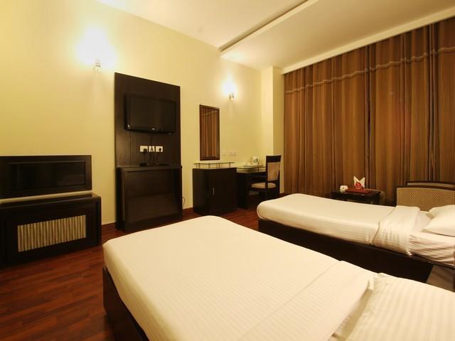 Eagle Motel Rājpura Екстериор снимка