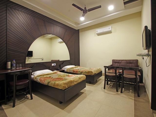 Eagle Motel Rājpura Екстериор снимка
