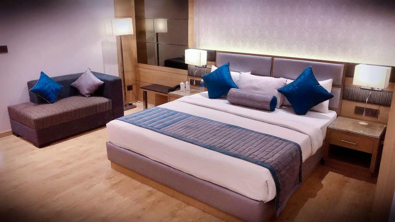 Eagle Motel Rājpura Екстериор снимка