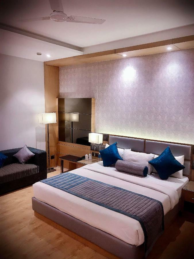 Eagle Motel Rājpura Екстериор снимка